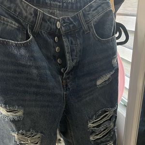 Ripped boyfriend jeans